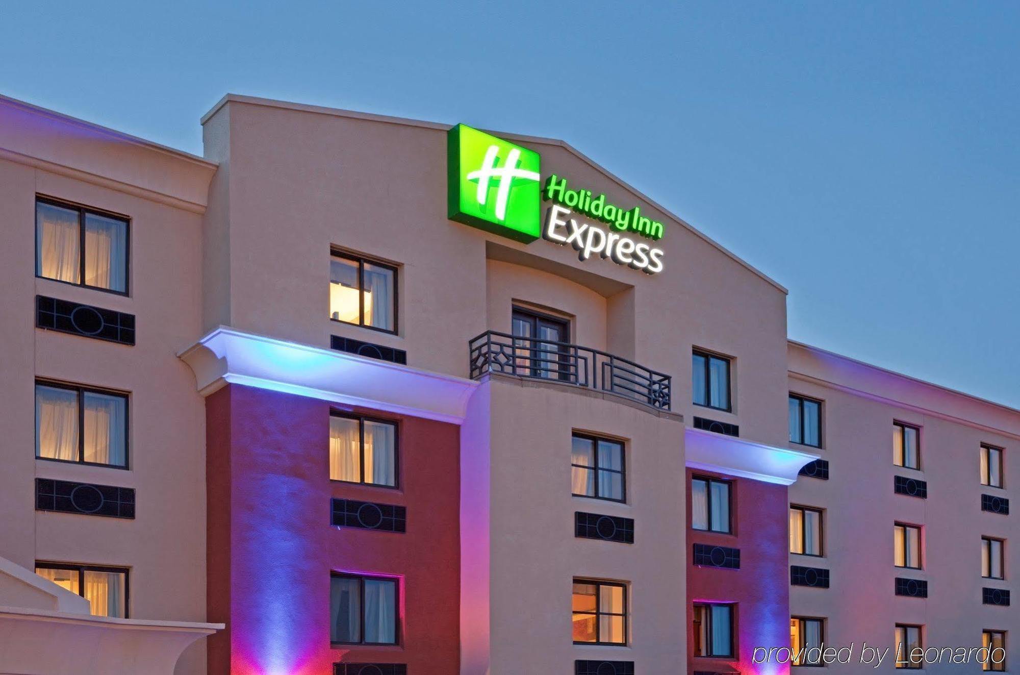 Holiday Inn Express Boston - Saugus, An Ihg Hotel Exterior foto